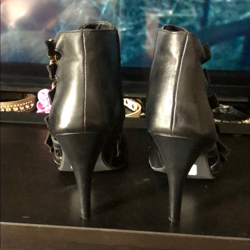 Lane Collection Leather Buckle Boot - Picture 4 of 5